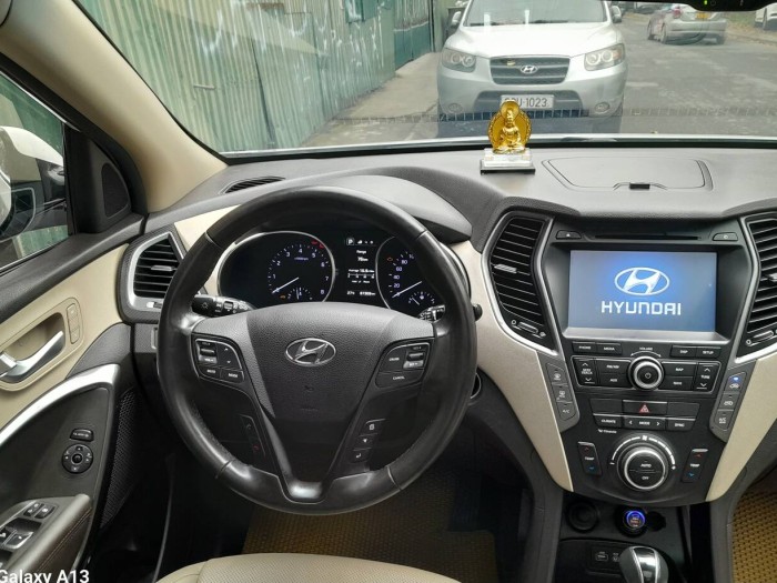 Hyundai santafe 2.4AT 2016 4wd trắng